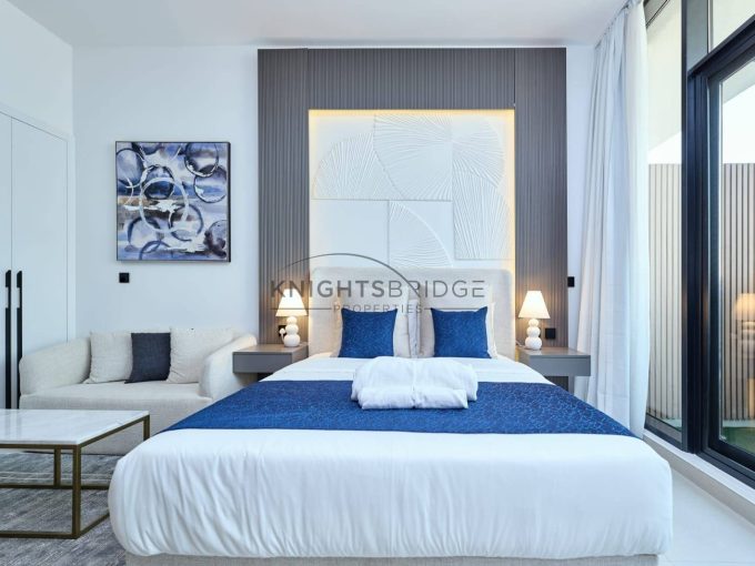 Luxuriously Furnished Studio | Smart Home | Vacant